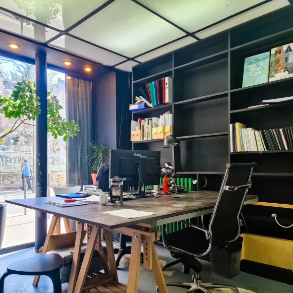 Open Space  2 postes Location bureau Rue Juliette Dodu Paris 75010 - photo 1