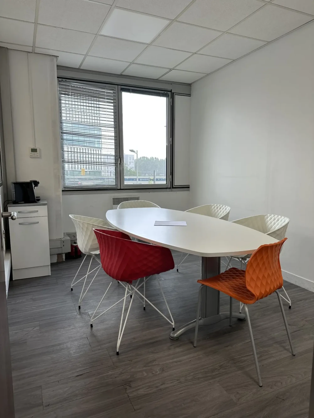 Bureau privé - 92000 - 12 postes - 3960€