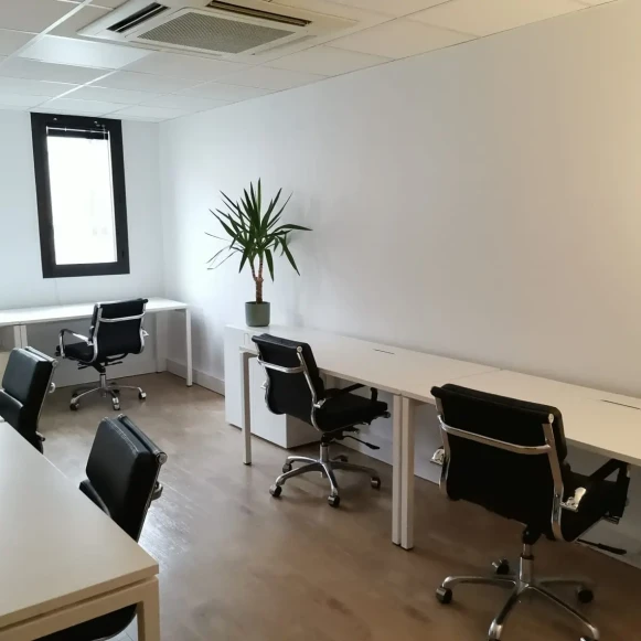 Bureau privé 20 m² 6 postes Coworking Rue Jadin Paris 75017 - photo 14