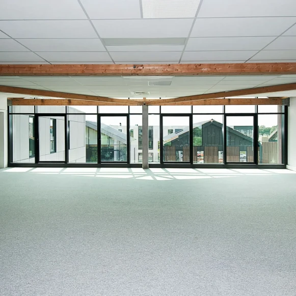 Bureau privé 74 m² 13 postes Coworking Rue des Bouleaux Lesquin 59810 - photo 1