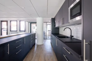 Bureau privé - 69003 - 8 postes - 2400€