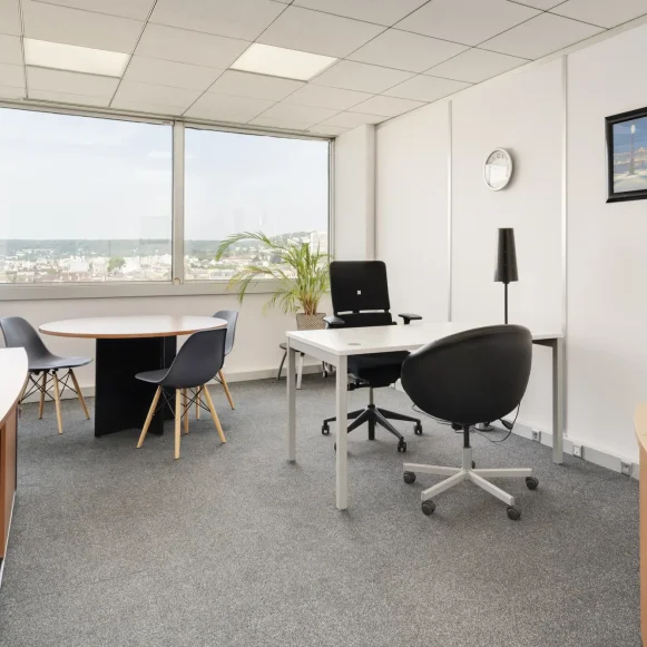 Bureau privé 22 m² 4 postes Coworking Rue Piroux Nancy 54000 - photo 4