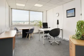Bureau privé - 54000 - 4 postes - 996€