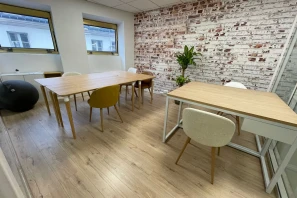 Espace indépendant - 75010 - 10 postes - 3200€