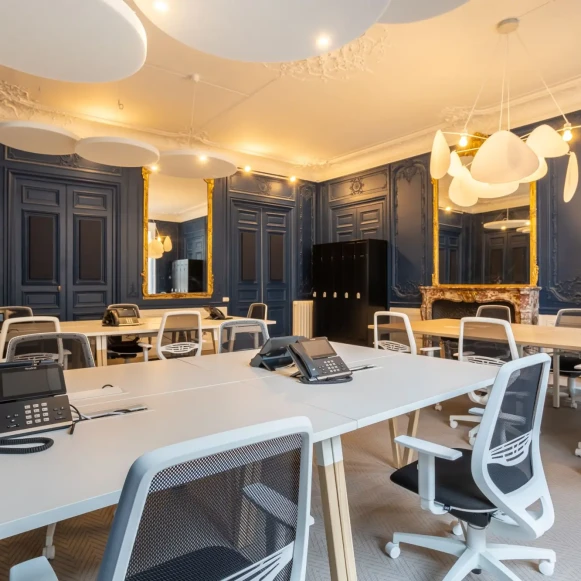 Bureau privé 60 m² 16 postes Location bureau Rue de l'Arcade Paris 75008 - photo 5