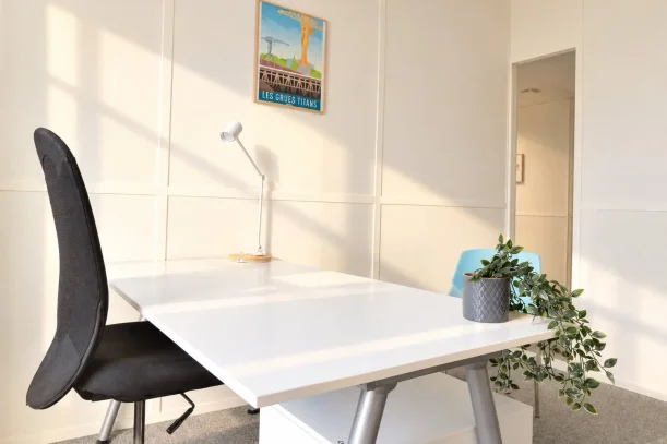 Bureau privé - 44200 - 2 postes - 750€
