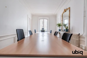Bureau privé - 75009 - 8 postes - 2500€