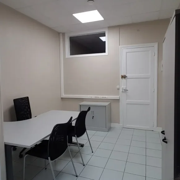 Bureau privé 12 m² 1 poste Coworking Rue Scheffer Paris 75016 - photo 2