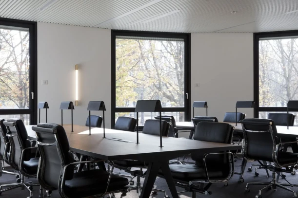 Open Space - 75008 - 24 postes - 499€
