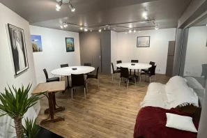 Open Space - 85100 - 20 postes - 500€