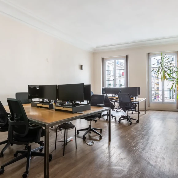 Espace indépendant 90 m² 16 postes Coworking Rue du Faubourg Montmartre Paris 75009 - photo 1