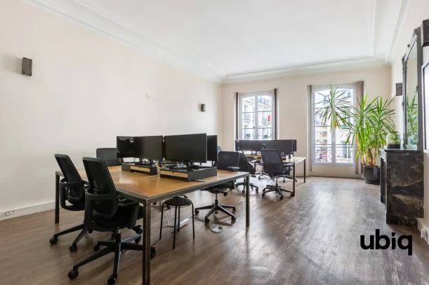 Espace indépendant - 75009 - 16 postes - 7200€