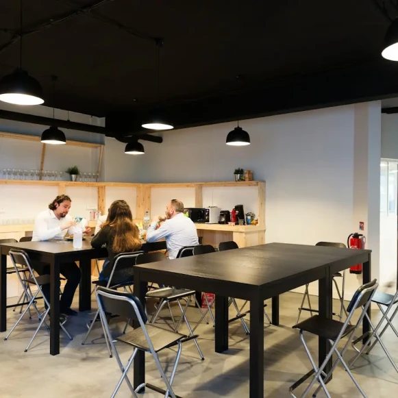 Bureau privé 35 m² 8 postes Coworking Boulevard Exelmans Paris 75016 - photo 8