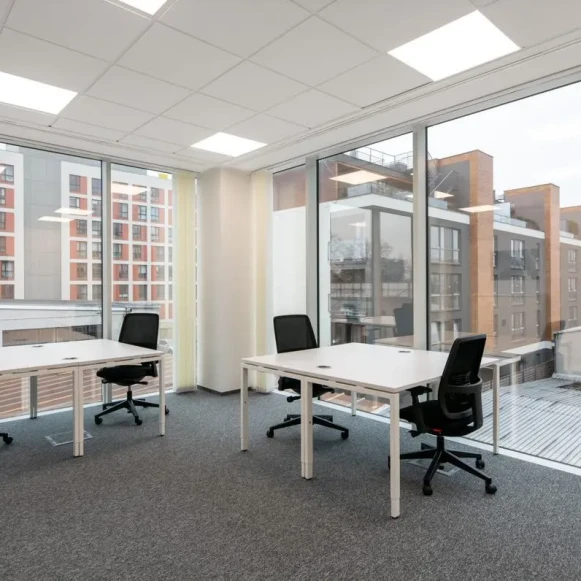 Bureau privé 30 m² 6 postes Coworking Rue de Bellain Douai 59500 - photo 1