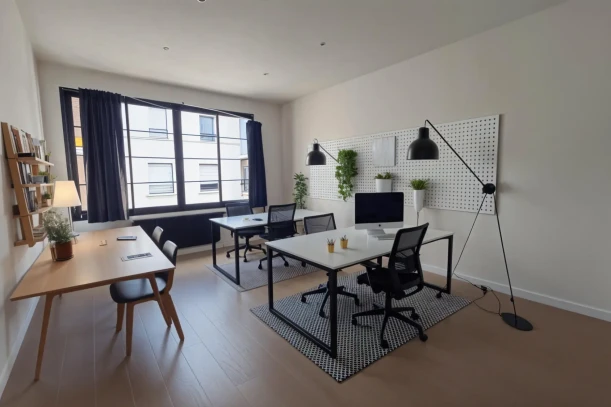 Bureau privé - 33100 - 6 postes - 2100€