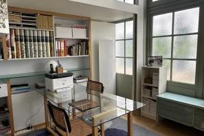 Open Space - 75007 - 2 postes - 700€