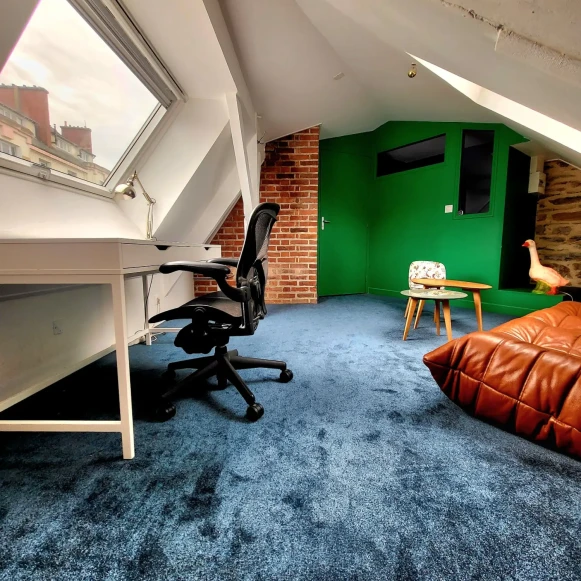 Bureau privé 12 m² 2 postes Coworking Rue Jean Guéhenno Rennes 35700 - photo 4