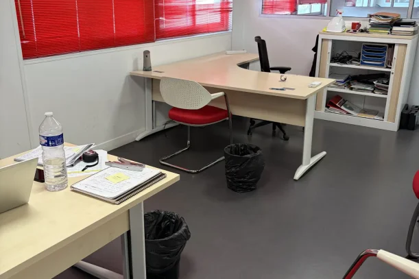 Bureau privé - 77500 - 2 postes - 550€