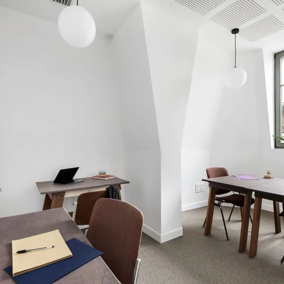 Bureau privé 20 m² 4 postes Location bureau Rue Léon Gambetta Lille 59000 - photo 1