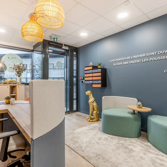 Bureau privé 10 m² 1 poste Location bureau Rue Blaise Pascal Élancourt 78990 - photo 3