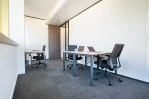 Bureau privé - 06200 - 4 postes - 1580€