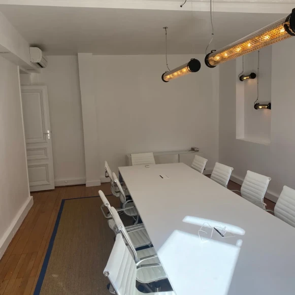 Bureau privé 16 m² 4 postes Coworking Rue Paul Valéry Paris 75016 - photo 8