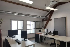 Bureau privé - 69002 - 5 postes - 1450€