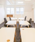 Bureau privé - 75009 - 2 postes - 1680€