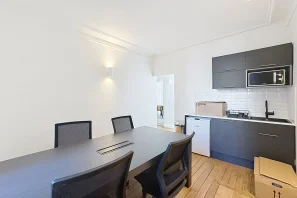 Espace indépendant - 75017 - 14 postes - 5000€