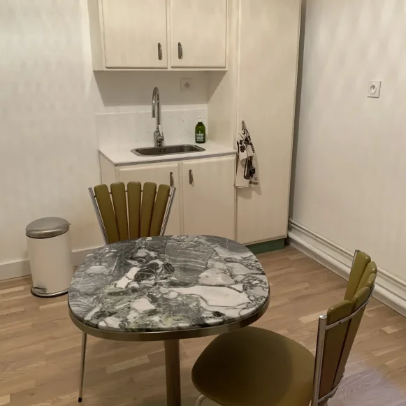 Open Space  6 postes Location bureau Rue André Michel Montpellier 34000 - photo 7