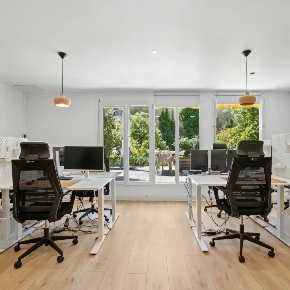 Espace indépendant 76 m² 13 postes Location bureau Avenue Achille Peretti Neuilly-sur-Seine 92200 - photo 1