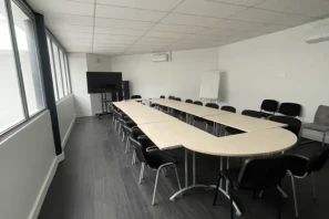 Bureau privé - 45800 - 10 postes - 1600€