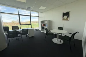 Bureau privé - 01000 - 6 postes - 1746€