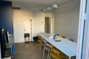 Bureau privé - 75008 - 4 postes - 2500€