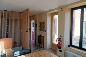 Open Space - 50350 - 5 postes - 150€