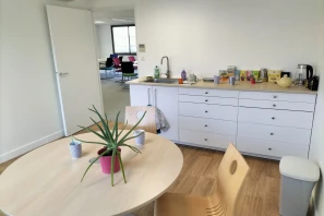 Open Space - 44700 - 10 postes - 150€