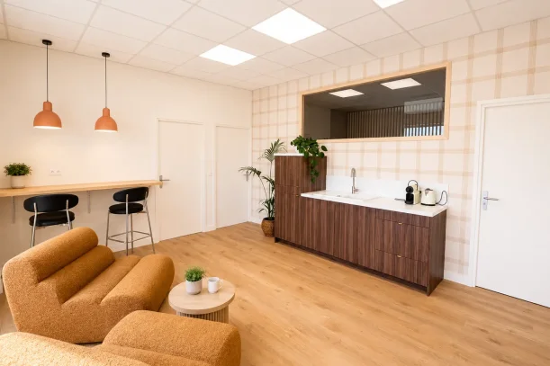 Bureau privé - 59390 - 4 postes - 499€