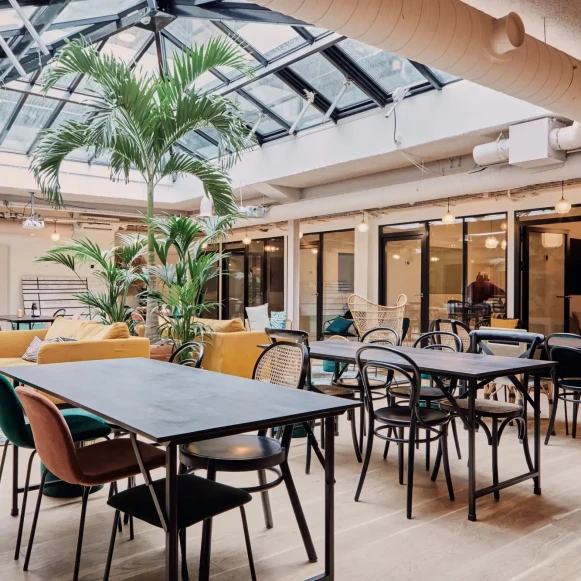 Bureau privé 80 m² 18 postes Location bureau Rue Duhesme Paris 75018 - photo 12