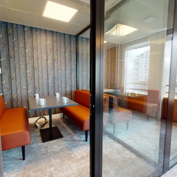 Bureau privé 8 m² 2 postes Coworking Avenue de la Grande Armée Paris 75017 - photo 5