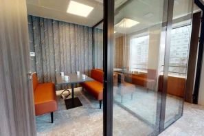 Bureau privé - 75017 - 2 postes - 1867€