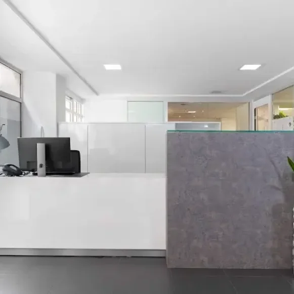Bureau privé 18 m² 5 postes Coworking Rue Taylor Paris 75010 - photo 8