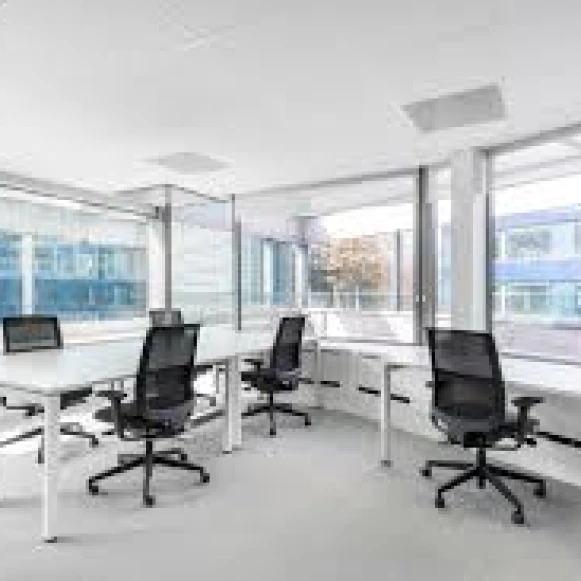 Bureau privé 4 m² 1 poste Coworking Rue Georges Chaulet Dax 40100 - photo 4