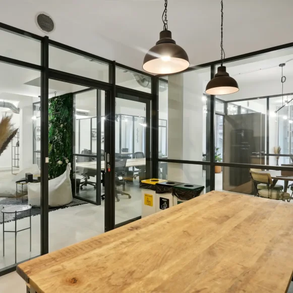Espace indépendant 124 m² 16 postes Coworking Rue de Douai Paris 75009 - photo 5