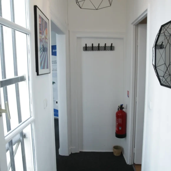 Espace indépendant 84 m² 15 postes Coworking Rue Commines Paris 75003 - photo 8