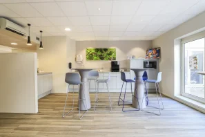 Bureau privé - 59000 - 8 postes - 3600€