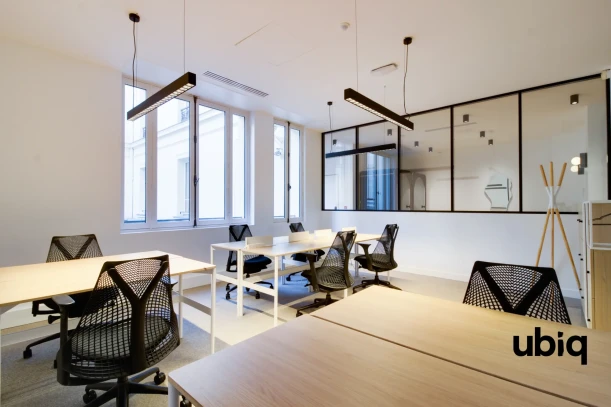 Bureau privé - 75008 - 8 postes - 7440€