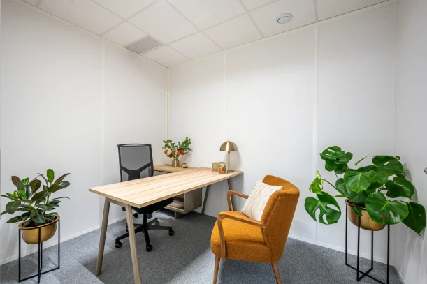 Bureau privé - 35170 - 1 poste - 392€