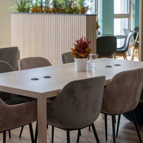 Bureau privé 11 m² 3 postes Coworking Avenue René Cassin Mérignac 33700 - photo 5