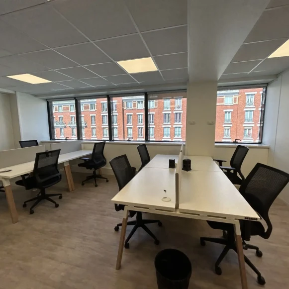 Bureau privé 60 m² 10 postes Coworking Boulevard Gouvion-Saint-Cyr Paris 75017 - photo 2