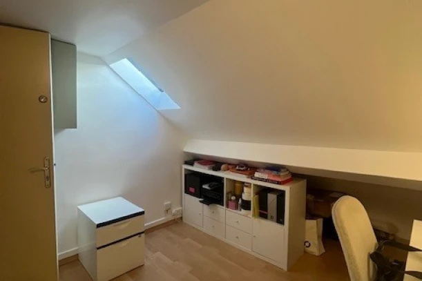 Espace indépendant - 75009 - 2 postes - 550€